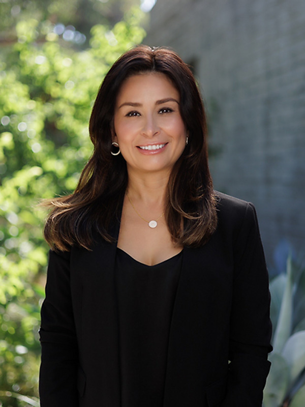 Leticia Gonzalez - Professional headshot